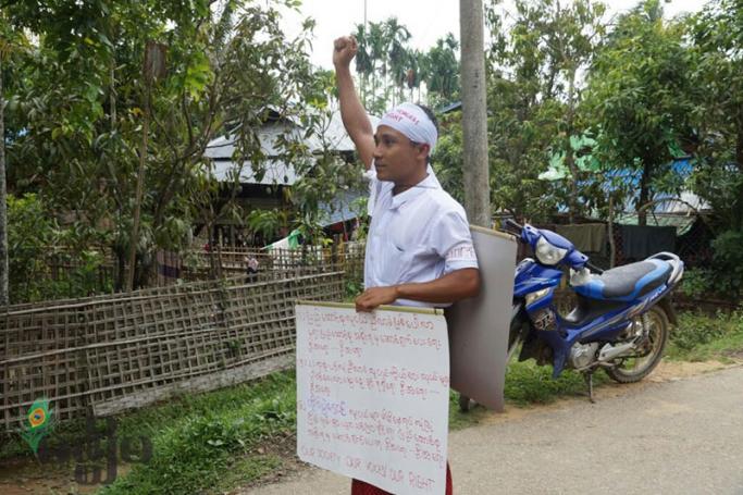 မြန်မာ့နိုင်ငံရေးပြောင်းလဲမှုတွင် လူငယ်များ ပါဝင်ခွင့်ရရှိရေး တကိုယ်တော်ဆန္ဒဖော်ထုတ်ခဲ့သူ ကိုမင်းသိန်းဇံ (ဓာတ်ပုံ - ကျော်မင်း/စစ်တွေ)