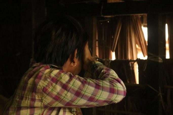 ဧရာဝတီတိုင်းဒေသကြီး ကျောင်းကုန်းမြို့နယ်မှ မတရားပြုကျင့်ခံရသော မသန်စွမ်းအမျိုးသမီးတစ်ဦး (ဓာတ်ပုံ - ကေဇွန်နွေး/Myanmar Now)