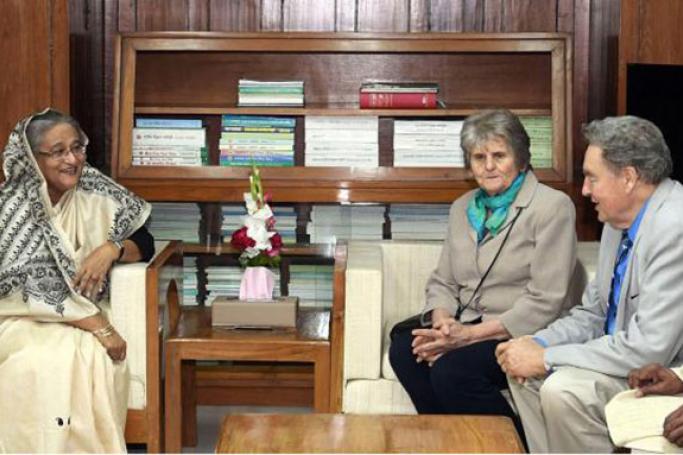 Dr Paul Connet and Ellen Connet, the recipients of “Friends of Bangladesh’s Liberation War Honour”, pay a courtesy call on Prime Minister Sheikh Hasina at her Jatiya Sangsad Office in Dhaka on February 25, 2019. Photo: PID