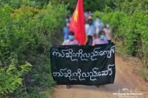 ပုံ - အကြမ်းဖက်စစ်အာဏာရှင် ဆန့်ကျင်ရေး မုံရွာပင်မသပိတ် နှင့် မုံရွာ-အမြင့်လမ်း ပင်မသပိတ် စစ်ကြောင်း (Photo - CJ)