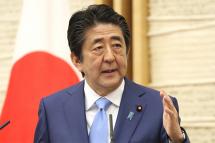 Japanese Prime Minister Shinzo Abe announces that his government has officially extended the country's state of emergency. (Photo by Uichiro Kasai) 