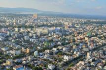  မန္တလေးမြို့ကို အပေါ်ကမြင်ရပုံ။(ဓါတ်ပုံ၊ဒေါက်တာရဲလွင်)