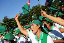 USDP party supporters at their party campaign in Yangon on 17 October, 2015. Photo: Thet Ko/Mizzima