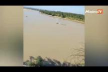 Embedded thumbnail for မင်းကင်းမြို့နယ်၊ ချင်းတွင်းမြစ်ရိုးတွင် စစ်ကောင်စီရေယာဉ် ၂ စီးကို PDF များတိုက်ခိုက်