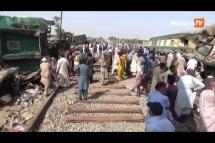 Embedded thumbnail for ပါကစ္စတန်က ရထားတိုက်မှုမှာ သေဆုံးသူဦးရေ ၆၀ ကျော်အထိ ရှိလာ 